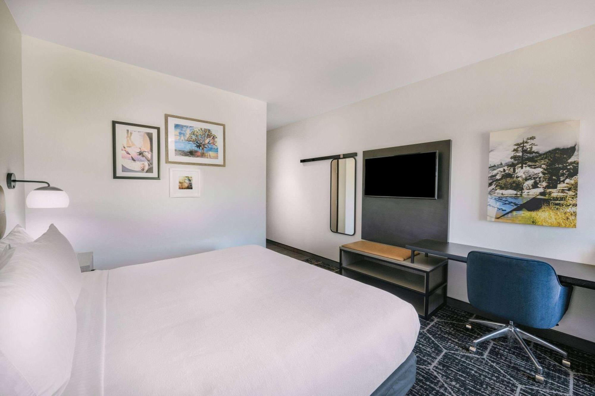 La Quinta Inn & Suites By Wyndham Yucaipa 외부 사진