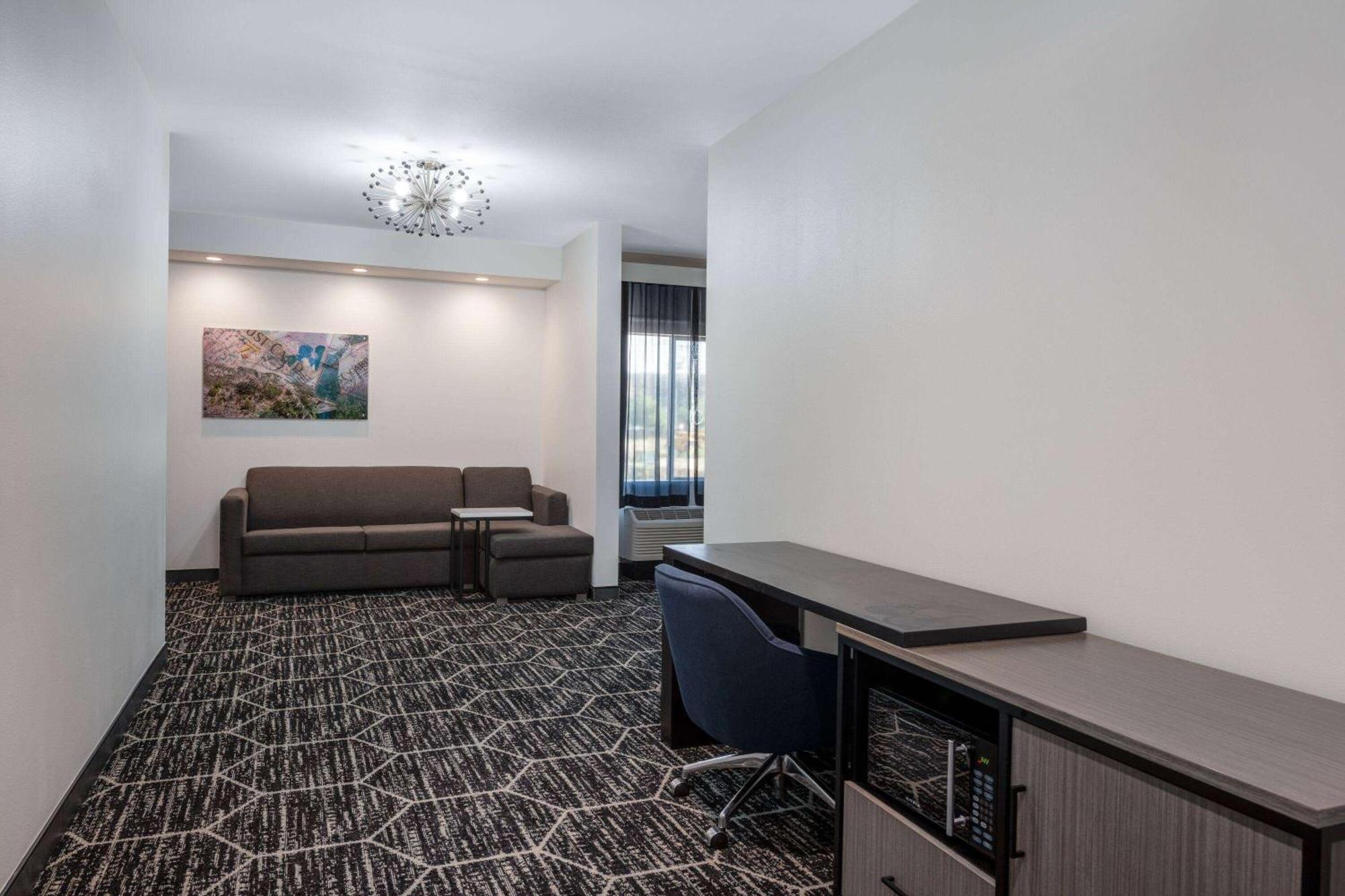 La Quinta Inn & Suites By Wyndham Yucaipa 외부 사진