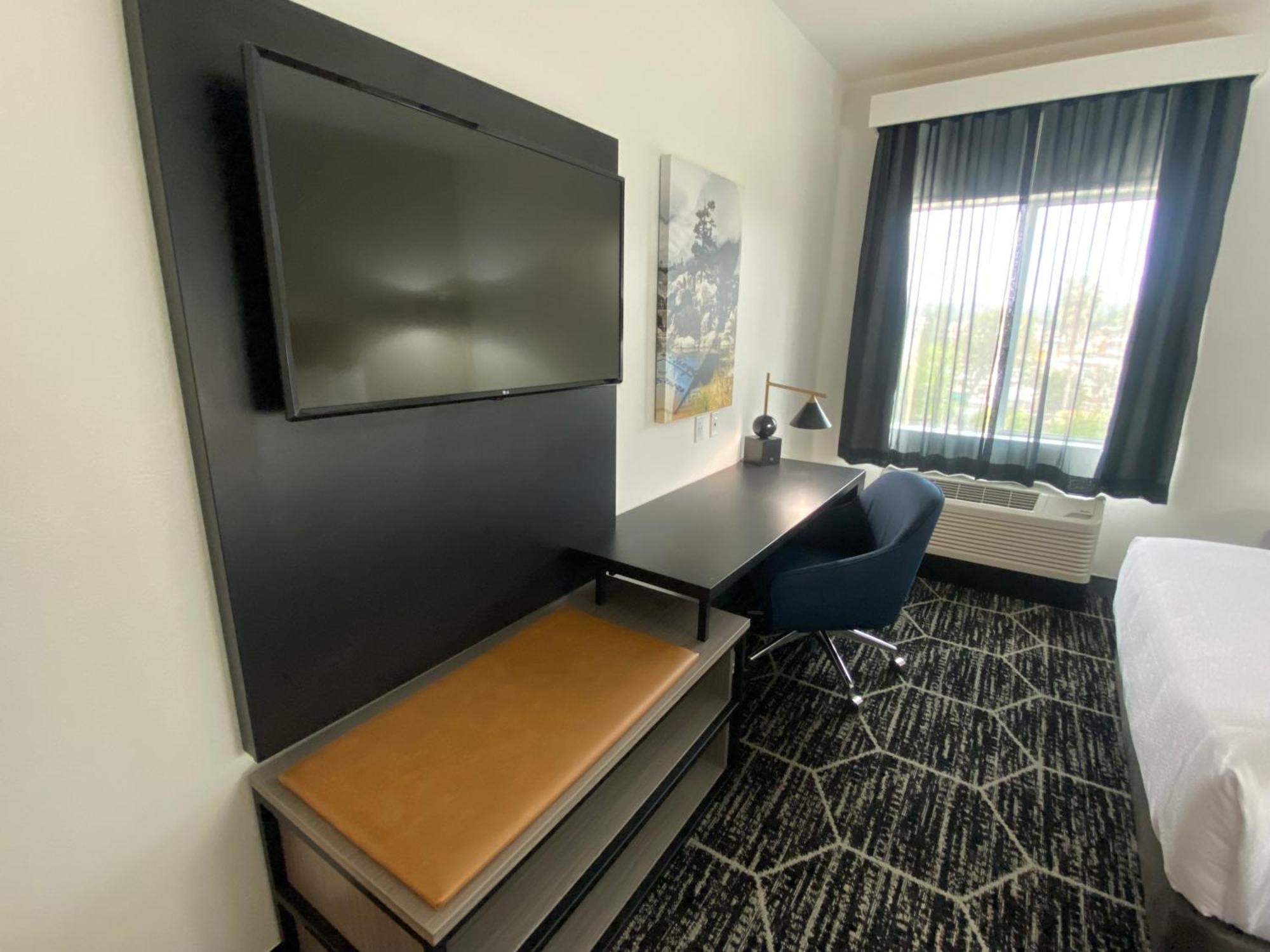 La Quinta Inn & Suites By Wyndham Yucaipa 외부 사진